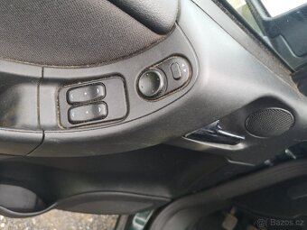 OPEL ZAFIRA 1.MAJITEL/ČR/NÍZKÉ KM/NAFTA/TAŽNÉ ZAŘÍZENÍ - 9