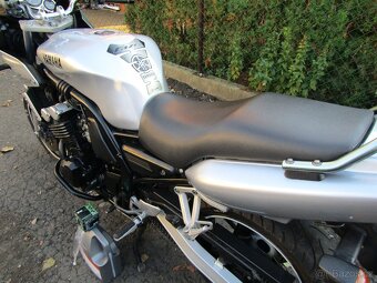 Yamaha FZS 600 Fazer - 9