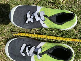 Boty vel.od 23- 31 - 9