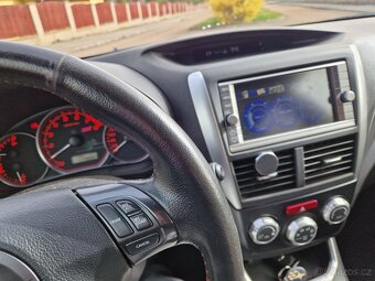 Subaru Impreza 2.5 WRX STI - nové ČR - orig. stav - - 9