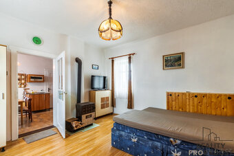 Prodej rodinného domu 60 m², pozemek 239 m², Malé Žernoseky - 9