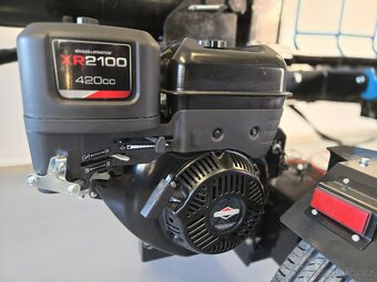 Štípací automat 50T/1.100mm, Briggs&Stratton - 9