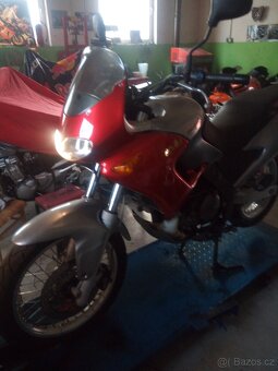 Aprilia Pegas 650 i - 9