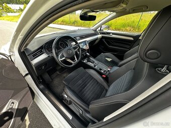 VOLKSWAGEN PASSAT 2.0 TDI 4 MOTION - 9