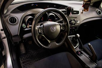 Honda Civic 1.8 i-VTEC Comfort - 9