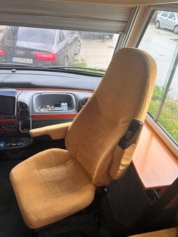 obytný vůz Pilote G652 - 9