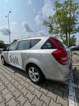 Prodám auto KIA CEED - 9