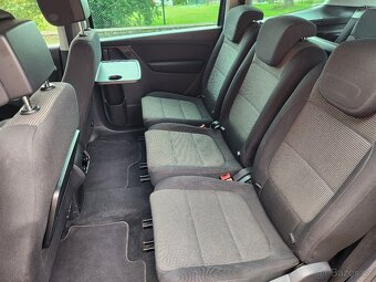VW Sharan 2.0TDI 103kW rok 2013, 7 míst Navigace Rozvody - 9