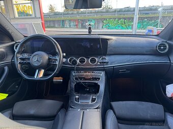 Mercedes E220d 4MATIC, AMG, 1.majitel, 2021 - 9