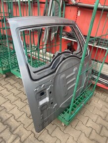 MITSUBISHI - ZADNÍ DVEŘE - 9