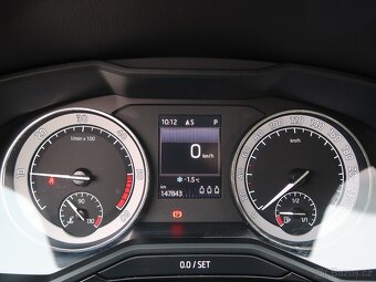 Škoda Superb 2.0TDi,140kW,L&K,1majČR,DPH - 9