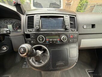 VW Multivan 4x4 2.5tdi 128kW - 9