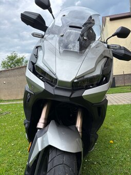 Honda adv 350 - 9