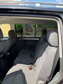 Volkswagen Touran 1.9 tdi 77kw 2003 - 9