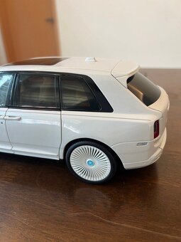 1/18 KengFai Rolls Royce Cullinan White - 9