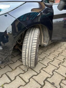 Ford fiesta 1.2 - 9