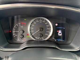 Toyta Corolla 1.8 Hybrid - 9