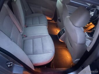 Škoda Superb 2 combi 2.0 TDi 125kW Cfgb - 9