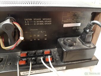 Zesilovač Pioneer SX-650 - 9