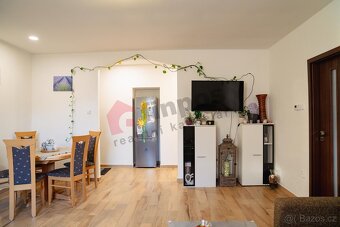 Prodej rodinného domu s nebytovými prostory v Lužanech, okr. - 9