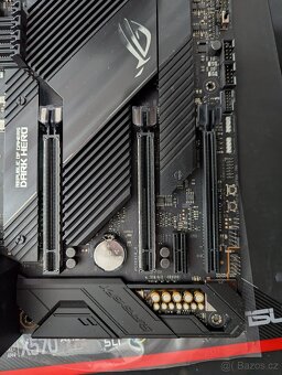 Asus rog crosshair VIII dark hero - 9