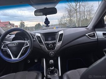 Hyundai Veloster 1.6gdti - 9