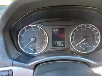 Octavia 2, 2009, 1.6 MPI - 9