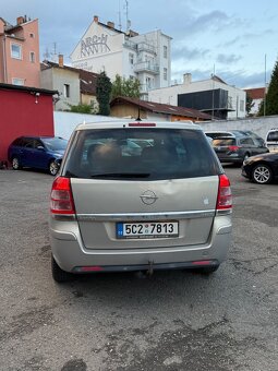 Opel Zafira, 1.7CDI 81KW KUŽE KLIMA 7MIST Ojeté, 11/2008, 28 - 9