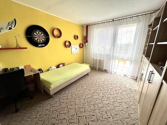 Prodej prostorného bytu 3+1 upravený na 4+1, 4x lodžie, Hrad - 9