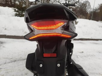 Honda PCX 125 model 2019 -první majitel-originál stav. - 9
