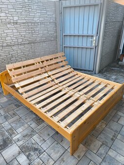 Prodám manželskou postel + Matrace ZDARMA - 9