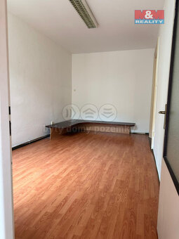 Pronájem bytu 3+1, 80 m², Ostrava, ul. Nádražní - 9