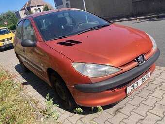 Prodám nebo vyměním Peugeot 206 1.4 hdi 50kw Rok 2004. - 9