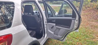 Suzuki SX4 4WD 1.6 88kW 2011 96.000km - 9