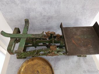 Starožitná figurální litinová váha Sperling DRACI rok 1936 - 9