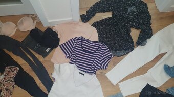 Velký balík dámské oblečení značkové velikost S - 9