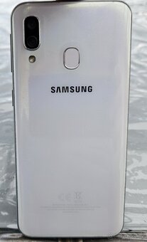 Mobilní telefon Samsung A40 / 4GB RAM / DualSim / 64GB / - 9