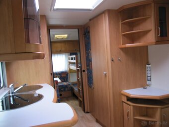 Prodám karavan Hobby 540 UK,r.v.2001 + mover + markýza. - 9