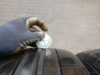 235/65/17 letní pneu dunlop - 9