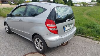 Mercedes A180 ELEGANCE jen 117000km - 9