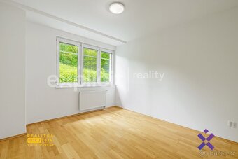 Prodej byty 2+kk, 57 m2 - Zlín, ev.č. 02274 - 9