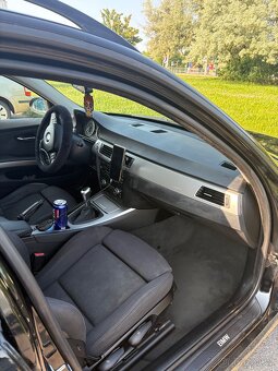Bmw e91 318D 90kw - 9