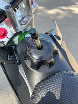 Pitbike Sky Ram 125 – lehce jetý, super stav - 9