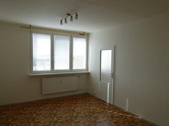 Byt 1+1 Ostrava-Svinov, ul. Evžena Rošického - 9