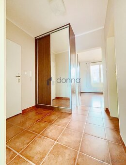 Pronájem bytu 2+kk/B 65m², ul. Karla Zicha, Praha 10 - Uhřín - 9