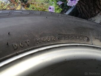 Bridgestone Blizzak LM25 4x4 235/70 R16 106T - 9