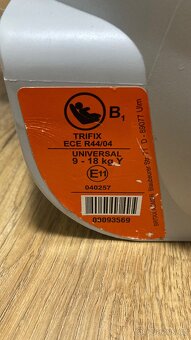 Britax Römer Trifix - dětská autosedačka - 9