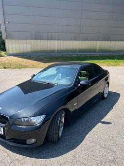 BMW E92 325i LPG manuál - 9