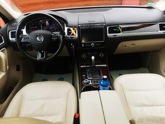 VW TOUAREG 3.0TDI 193kW-PLNY SERVIS-TOP STAV - 9