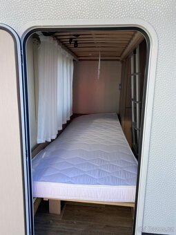 Obytný přívěs Dethleffs 480 QLK C ´Joy - jako nový - 9